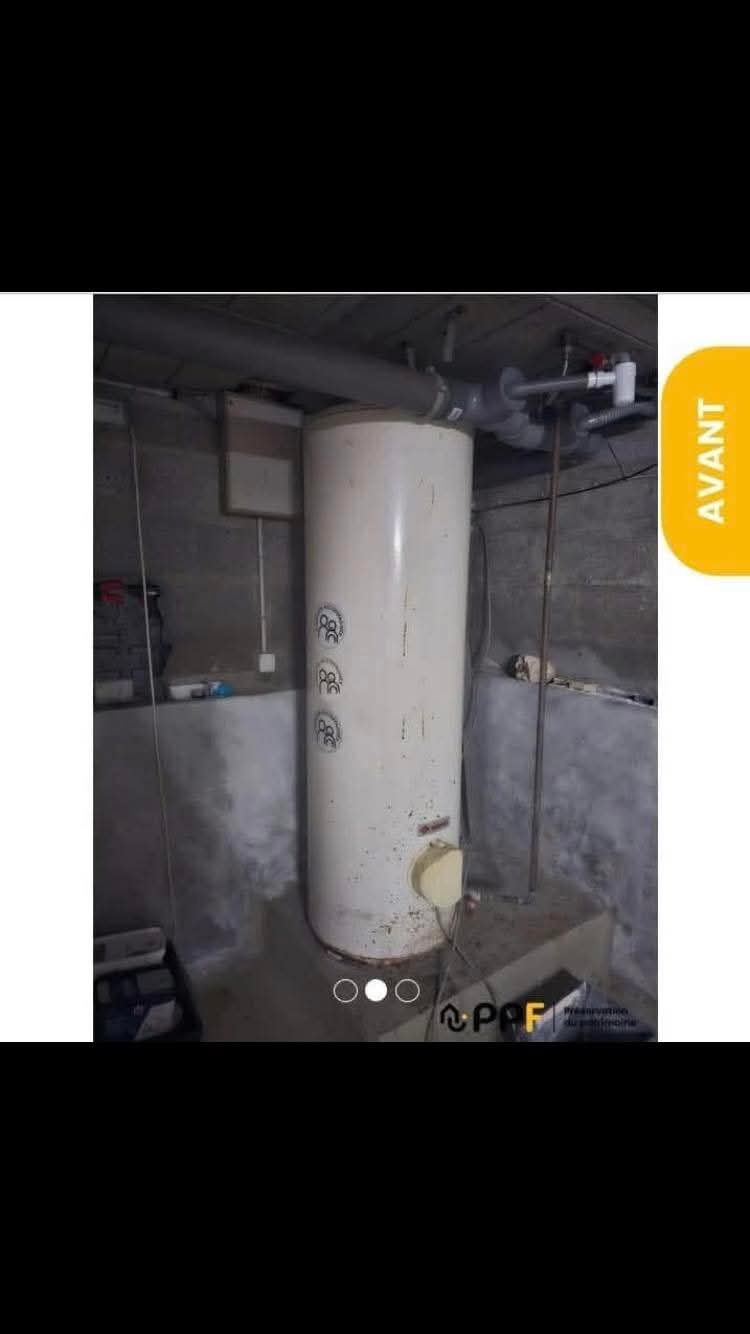 Ancien chauffe-eau avant remplacement ballon thermodynamique